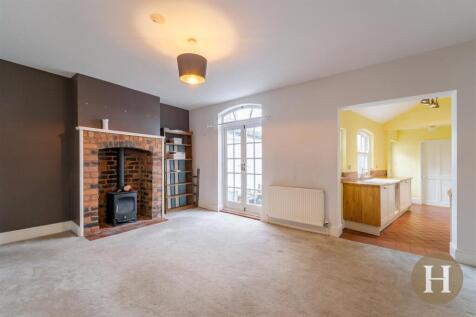 Hadleigh Estate Agents-33.jpg