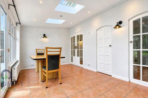 Parkside Avenue, Bexleyheath, DA7 photo 5