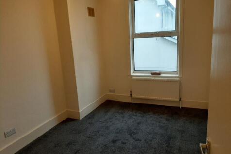 London Road, Bexhill-On-Sea, TN39 photo 4