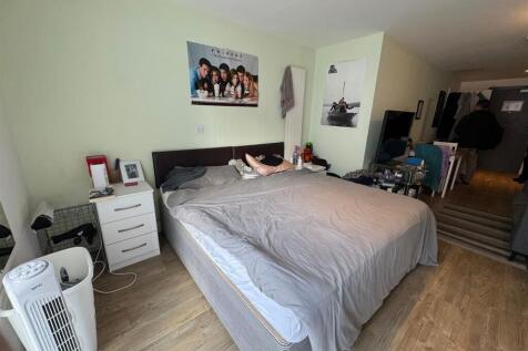 WhatsApp Image 2025-10-16 at 12.15.55 (2).jpeg