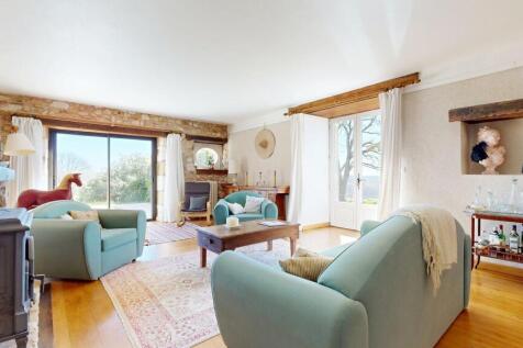 Proprieteavecgitesetpiscineetvuepanoramique0425202