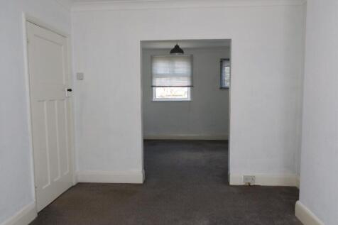 Gordon Road, Northfleet, Gravesend, DA11 9JN- 2 Bedroom Terraced House photo 5