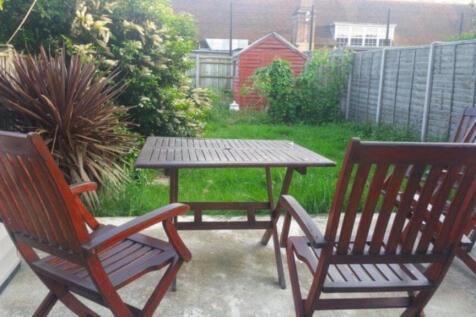 Furnished Ensuite &amp; Double Room