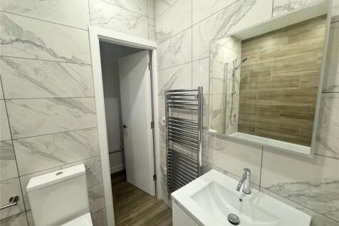 Flat 401