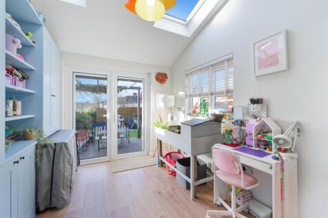 RADSTOCK WAY (14).jpg