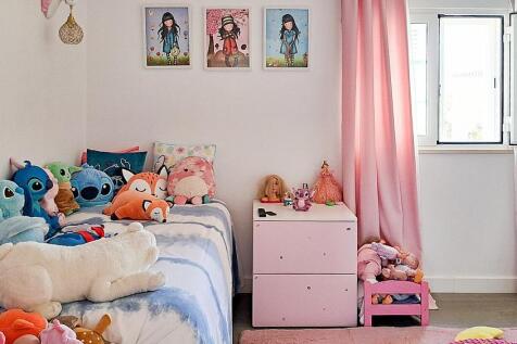 Sophisticated 4 bedroom villa for sale in Loule