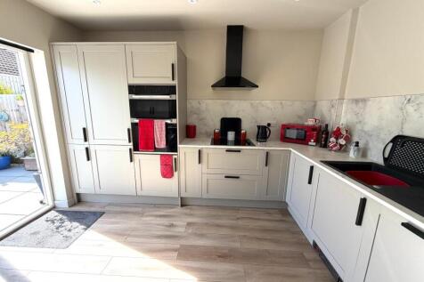 Kitchen Three.JPG