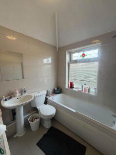 Delacourt Road, Fallowfield photo 5