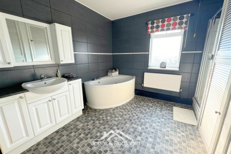 Untitled design (2).png