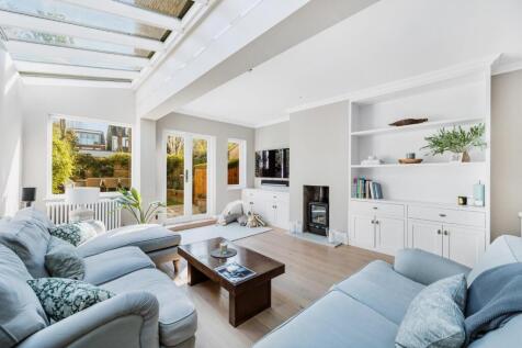 10 Saville Road-4.jpg