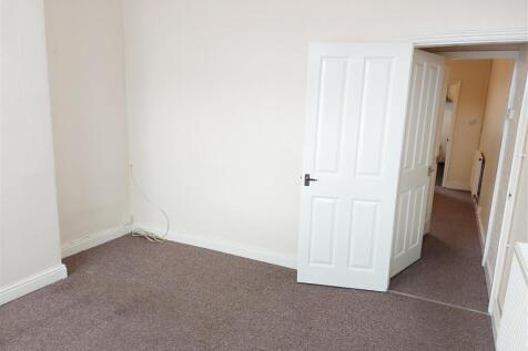 Huthwaite Road, Sutton-In-Ashfield photo 5