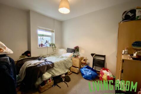 Treorchy Street, Cathays, Cardiff photo 4