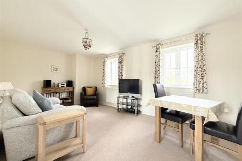 Open Plan Kitchen, Dining, Lounge