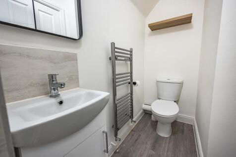 Kitchener Drive, Mansfield, Nottinghamshire photo 5