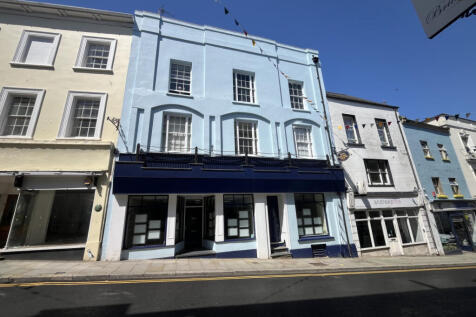 Prominent Town Centre Office