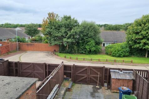 Bexhill Road, Town End Farm, Sunderland, SR5 photo 4