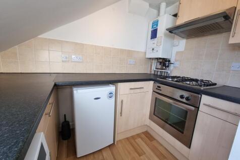 Flat 8, 4 Beauchamp Hill, Leamington Spa photo 3