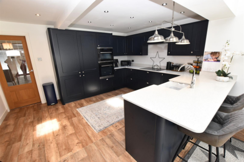 LIVING DINING KITCHEN