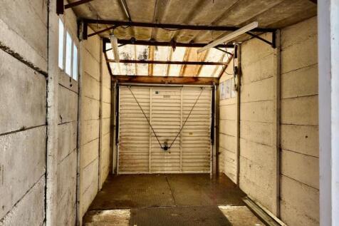 Garage_11_Belloc_Close.jpeg
