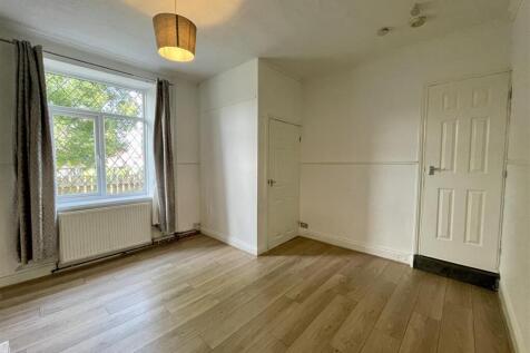 Clifton Street, Keighley photo 3