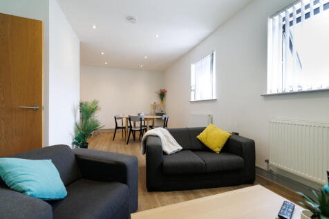 2-bed flat on Park View, 35 Old Tiverton Road, Exeter All Bills Included, £2,253/mo