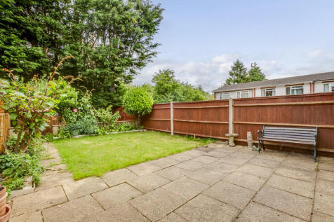 10 Lanewood Close...