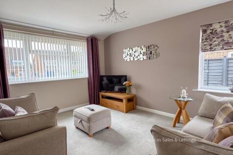 5 St James Cl Kettering-24.jpg