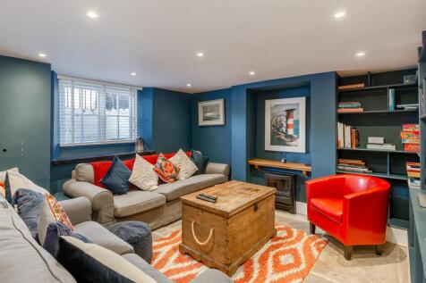 Lower Ground Floor -Snug