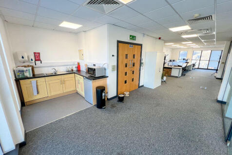 First Floor, Island House, Isle of Man Business Park, Braddan photo 5