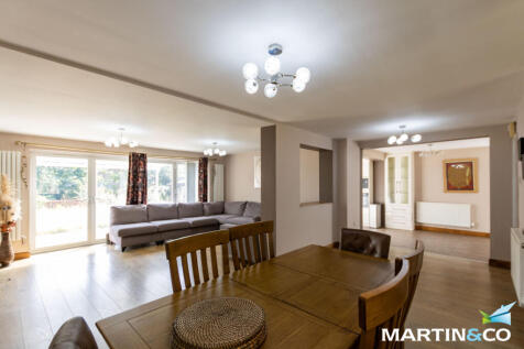 Kesteven Close, Edgbaston, B15 photo 4
