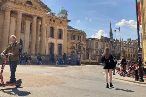 WALK TO BROAD STREET.jpg