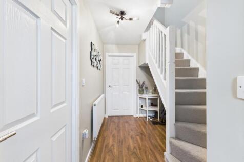 CAM03729G0-PR0097-STILL037