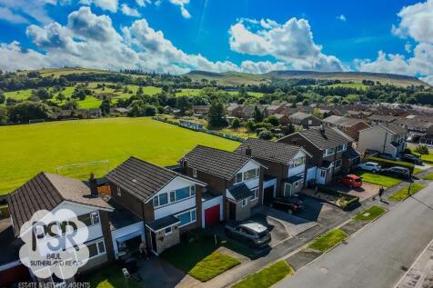 Rowton Grange Road, Chapel-en-le-Frith