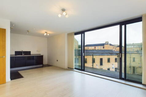 Apartment 305, Court View House, Aalborg Place, Lancaster, Lancashire, LA1 1AT photo 3