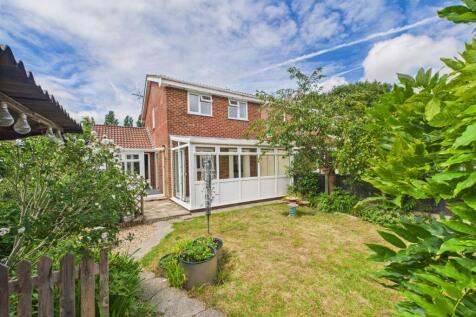 CAM02023G0-PR0155-STILL025