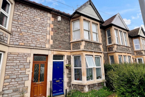 1 - Two Bedroom Flat for Auction, Keynsham.png