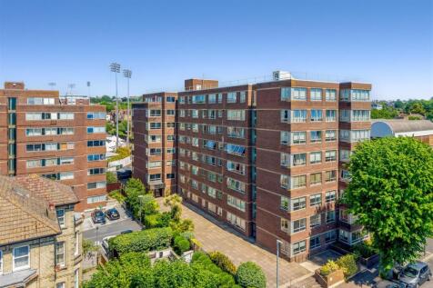 61 Sussex Court-1.jpg
