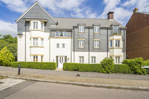 Swindon, SN25 - property photo