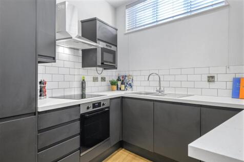 1 Parliament Point-Hi-5.jpg