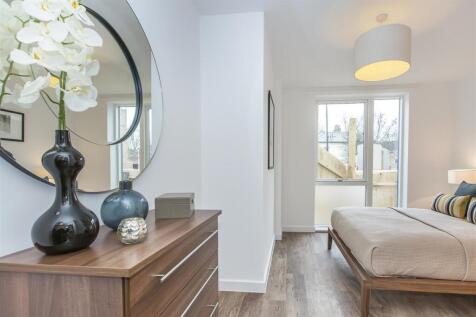 kender PRS show a...