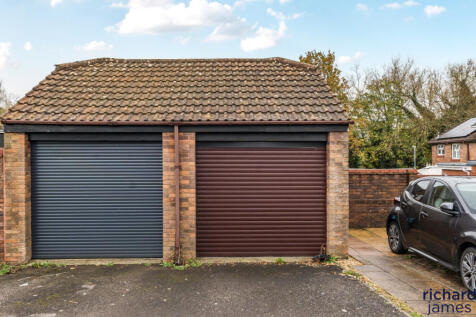 8a82c2e405d544049f7bee59ac293be2