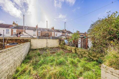 18 Lincon Road, Fratton-Small-PorticoMarketing-Sol