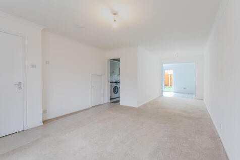 Egmont Road, Walton-on-thames, Surrey photo 2