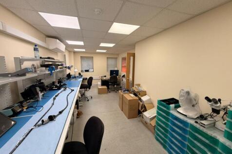 WhatsApp Image 2026-01-05 at 14.25.53 (4).jpeg