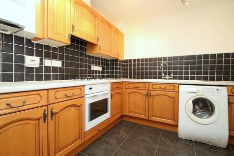 2 bedroom Ground Floor Apartment in Worth photo 3