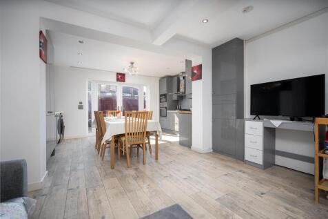 Open Plan Kitchen/Living Room