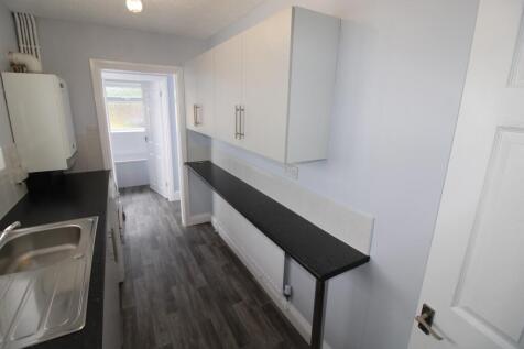 Victoria Crescent, Staffordshire, Burton upon Trent, DE14 photo 5