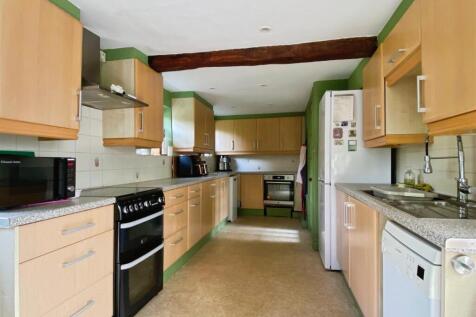 6c3b9737-1-4BF9-952D-7451F2191D6F-1791-000000CC7D2