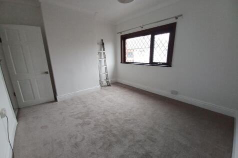 Newcastle Avenue, Blackpool photo 4