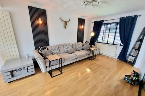 Open Plan Lounge/Dining Room